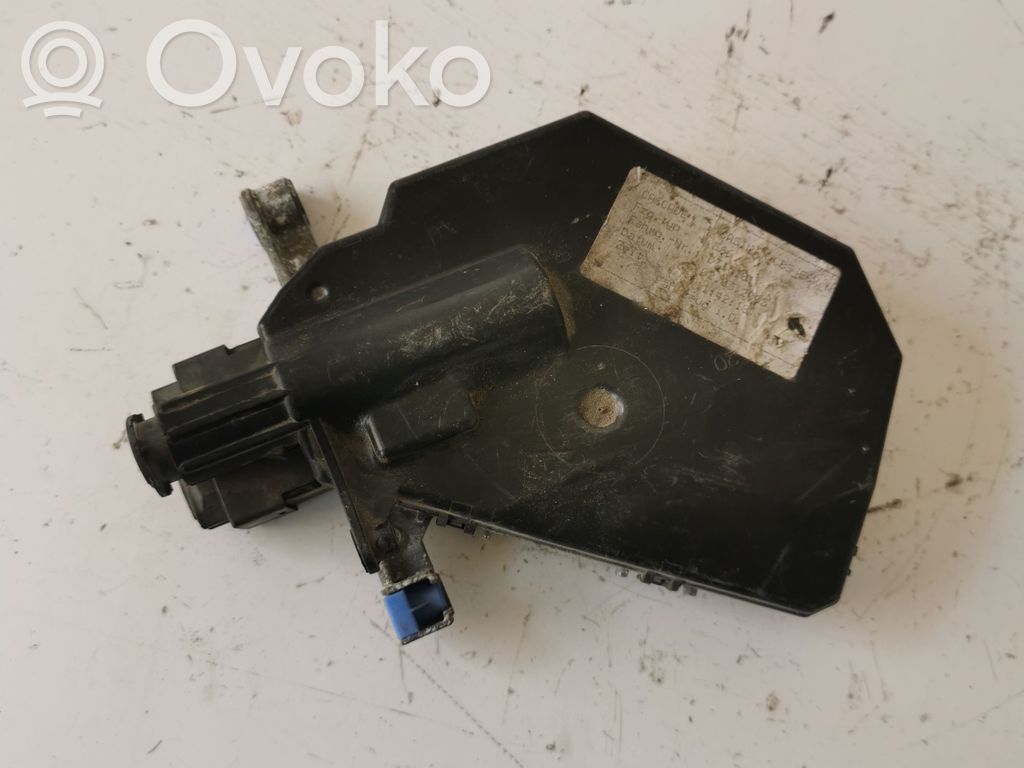BMW 7 E65 E66 Užvedimo spynelė 