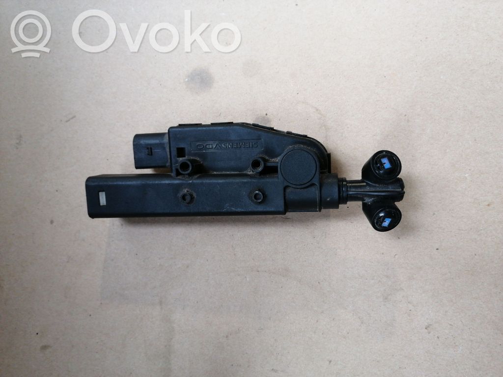 Audi A8 S8 D3 4E Headlight washer spray nozzle 