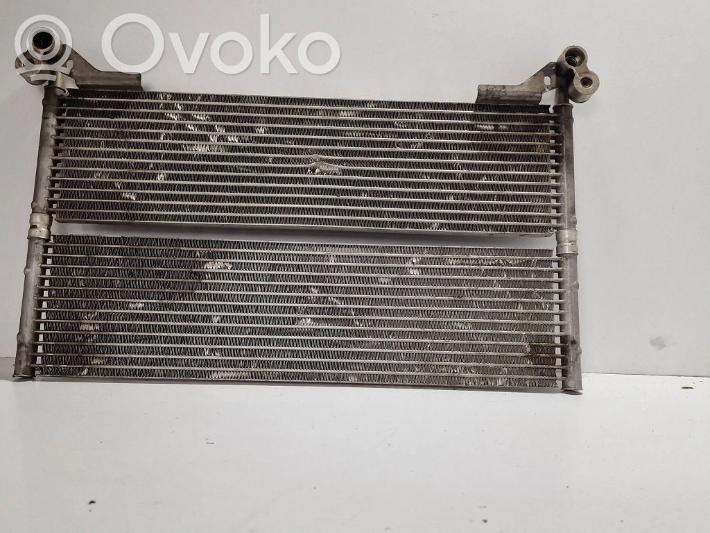 BMW 5 E60 E61 Moottoriöljyn jäähdytinlaite 
