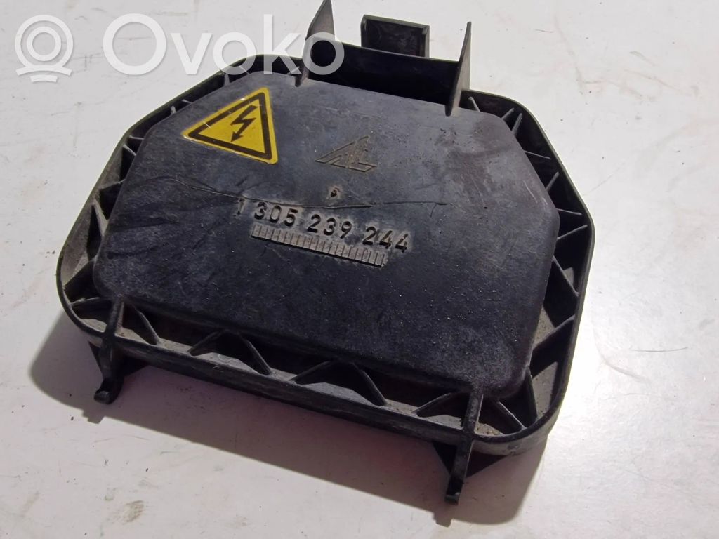 Deckel Abdeckung Scheinwerfer   1305239244