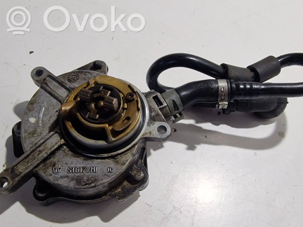 Audi A4 S4 B7 8E 8H Siurblys vakuumo 