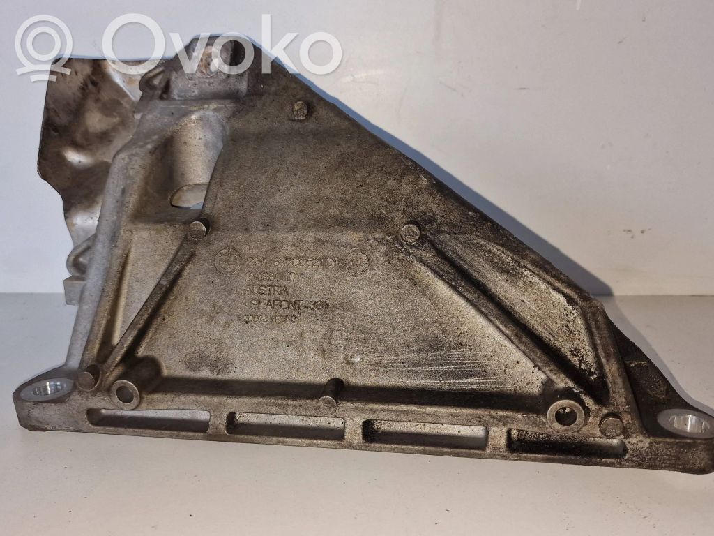 Variklio tvirtinimo kronšteinas   6770052