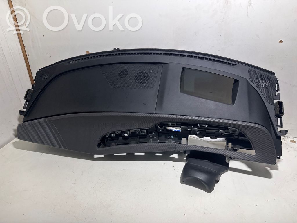 KIA EV6 Панель 