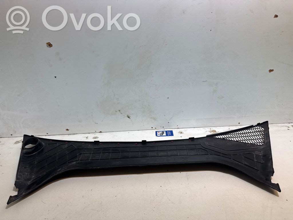 Tesla Model S Wiper trim 