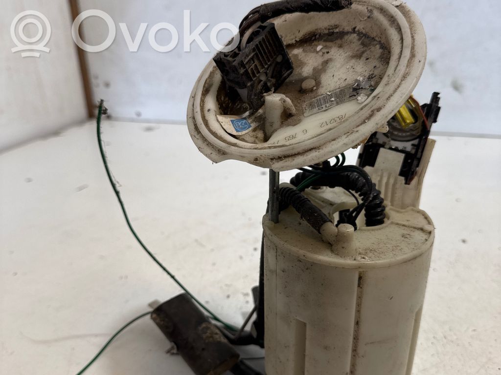 BMW 5 E60 E61 Bomba interna de combustible 