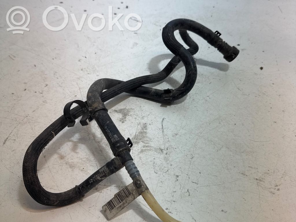 BMW 5 E60 E61 Caurule (-es) / šļūtene (-es) 
