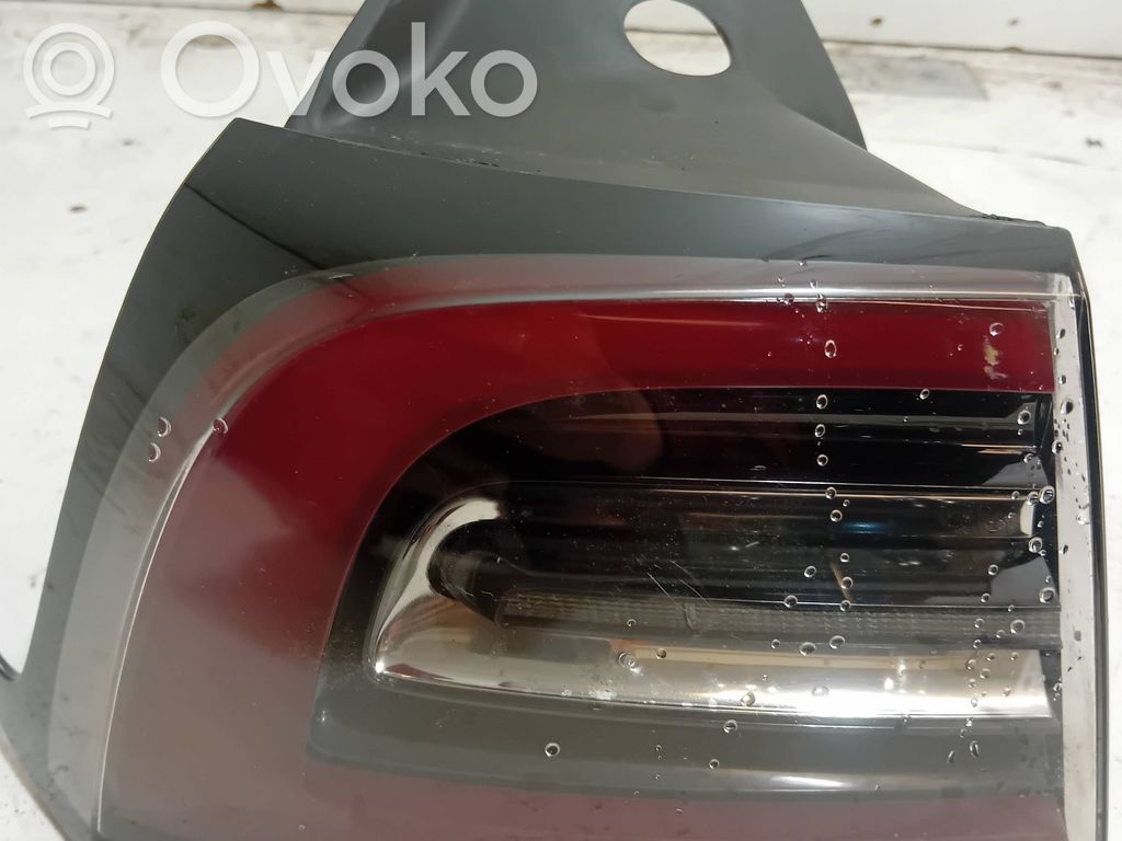Tesla Model Y Takavalot 