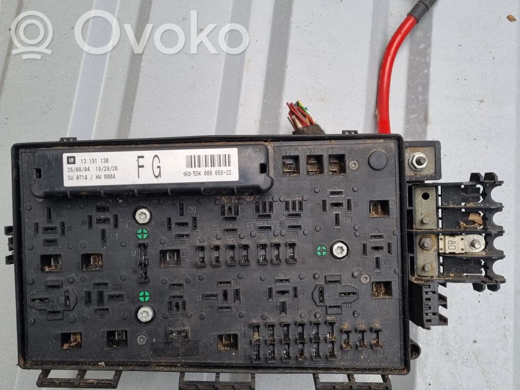 Opel Astra H Sulakemoduuli 