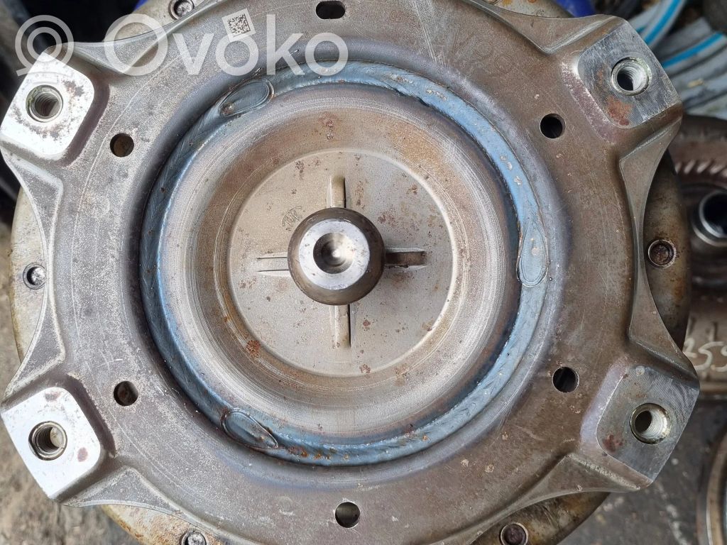 Torque converter   05723V99,V99