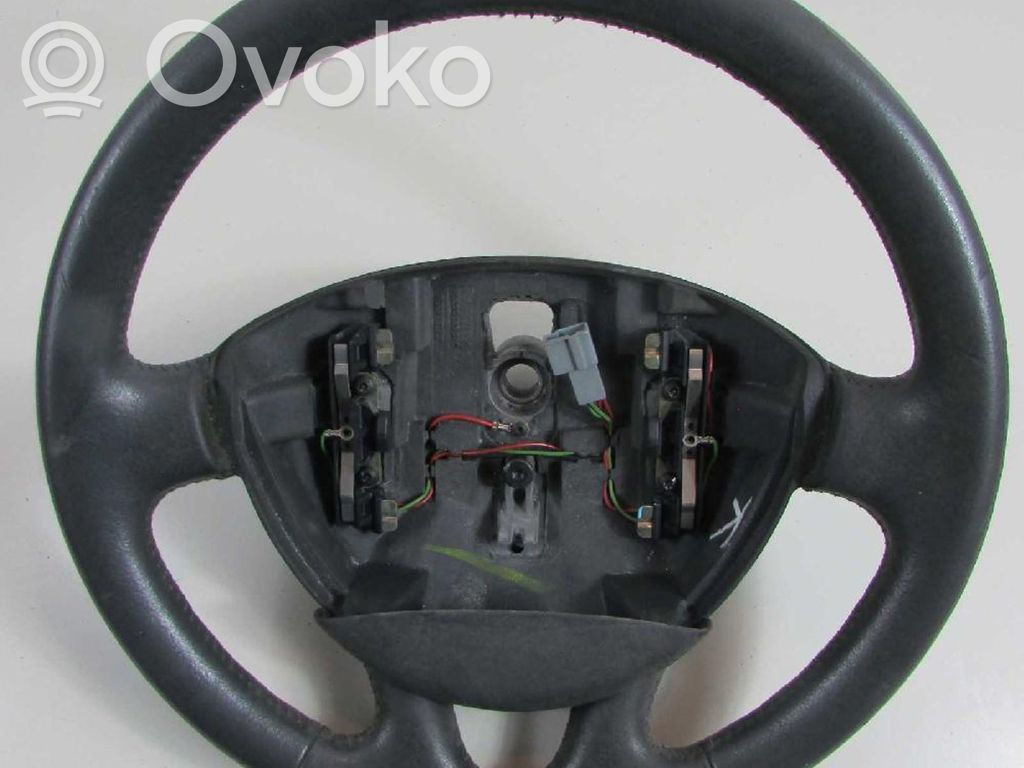 Ohjauspyörä   8200198978