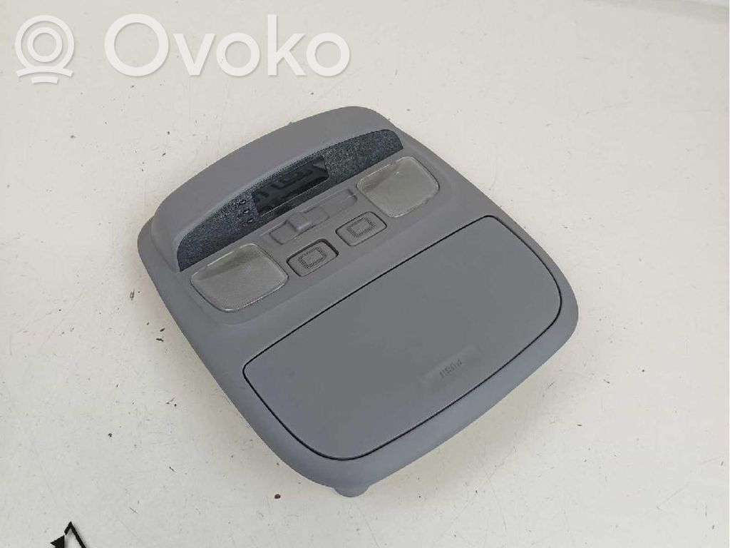 Hyundai Trajet Etuistuimen valo 
