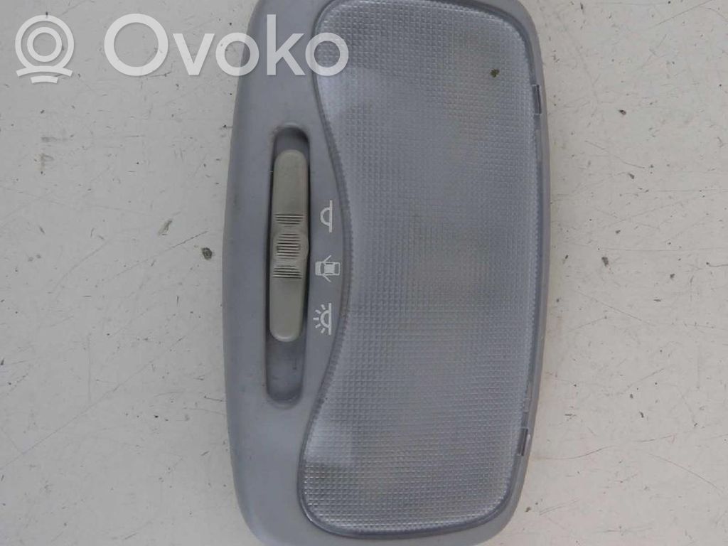 KIA Picanto Etuistuimen valo 