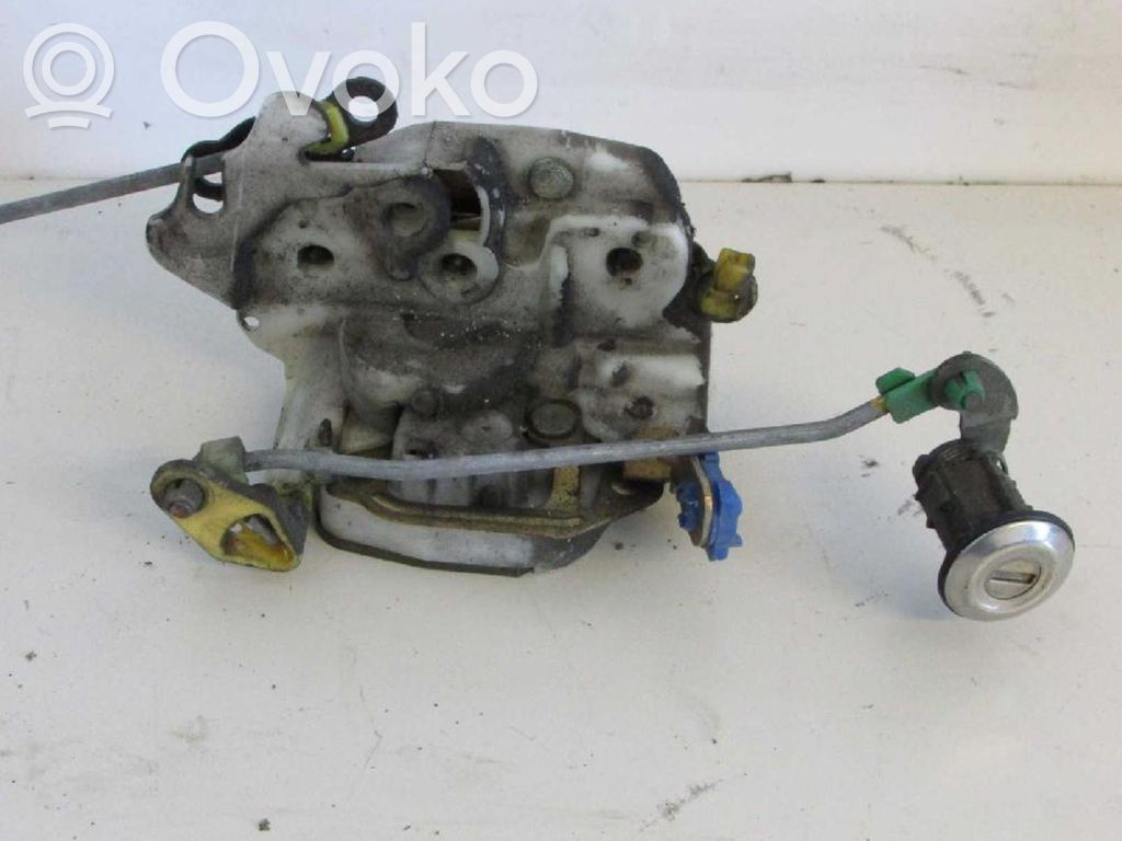 Nissan Vanette Front door lock 