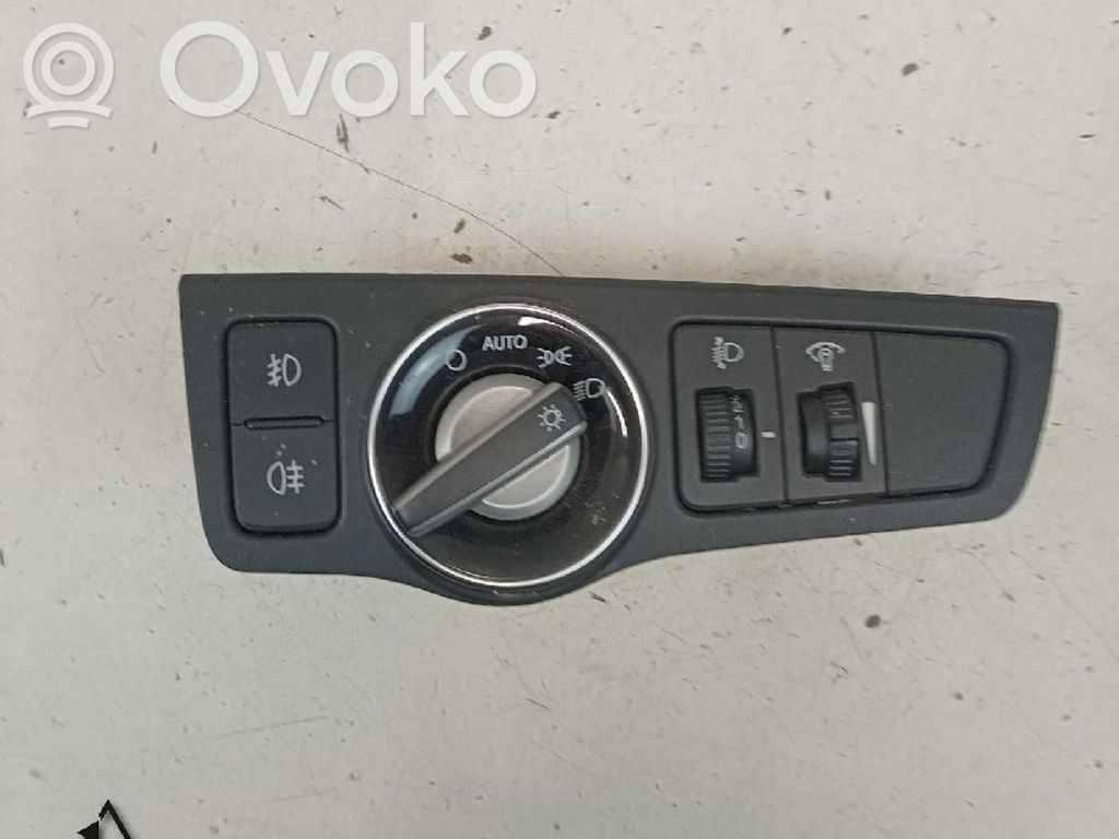 Interruptor de luz   93300,39R1021000,3Z100