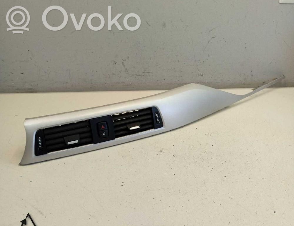 BMW 3 F30 F35 F31 Rejilla de ventilación central del panel 