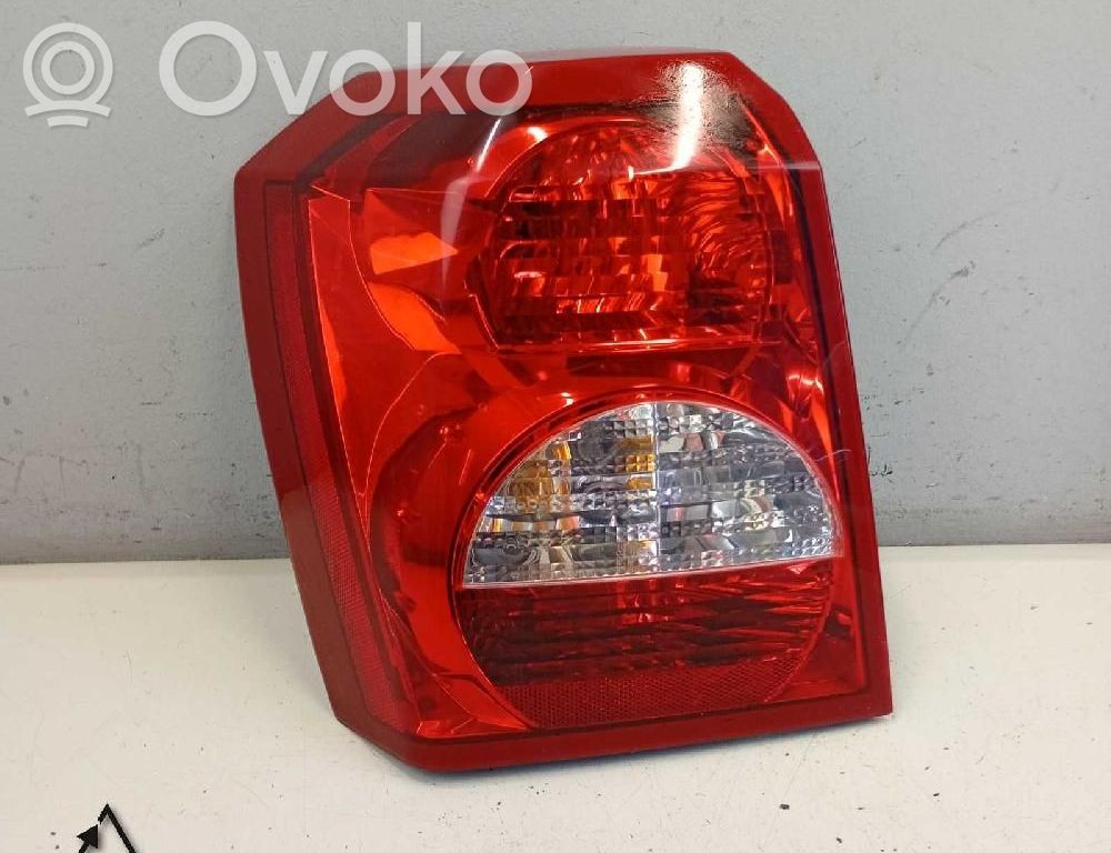 Dodge Caliber Lampă spate în caroserie 