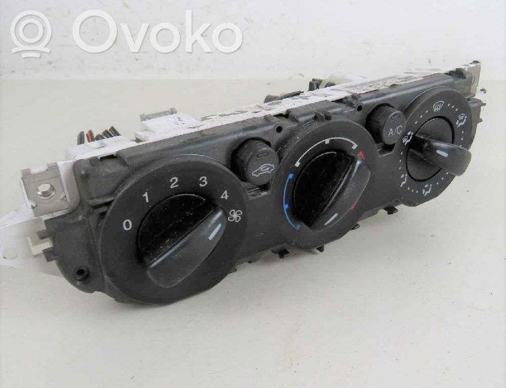 Ford Focus Ilmastoinnin ohjainlaite 