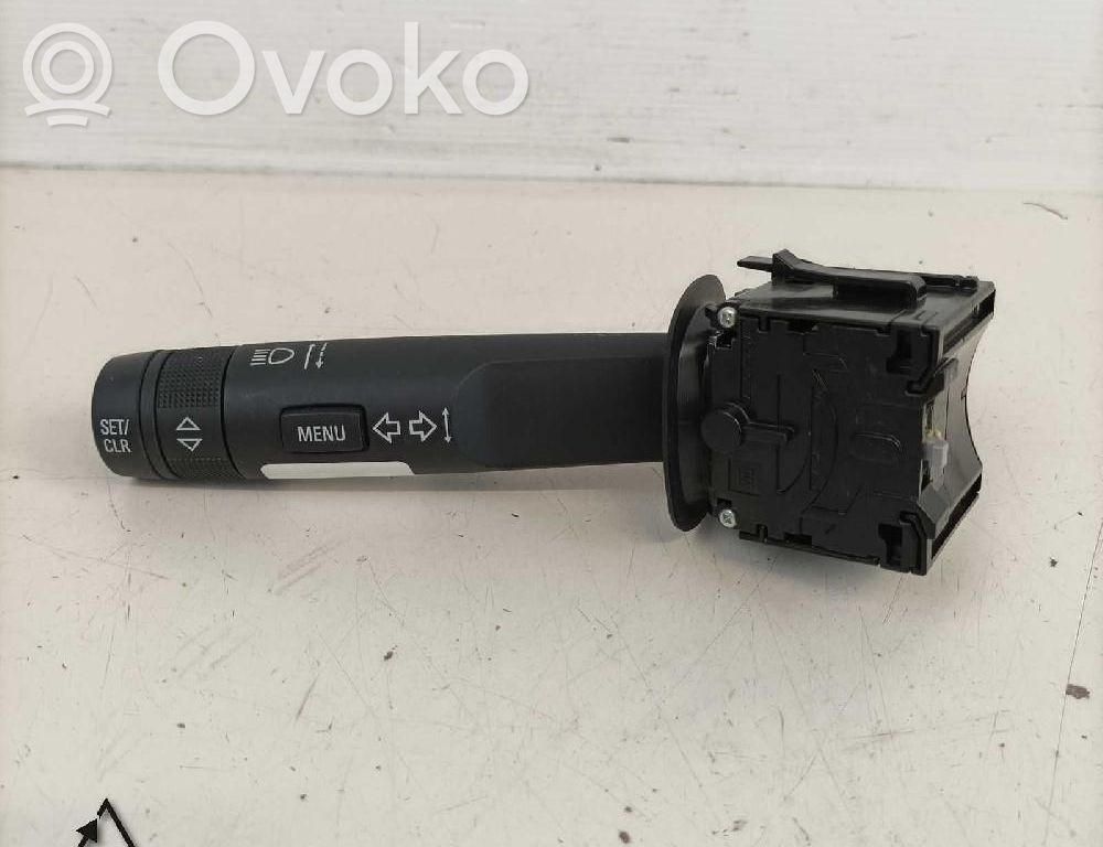 Opel Karl Przełącznik świateł 