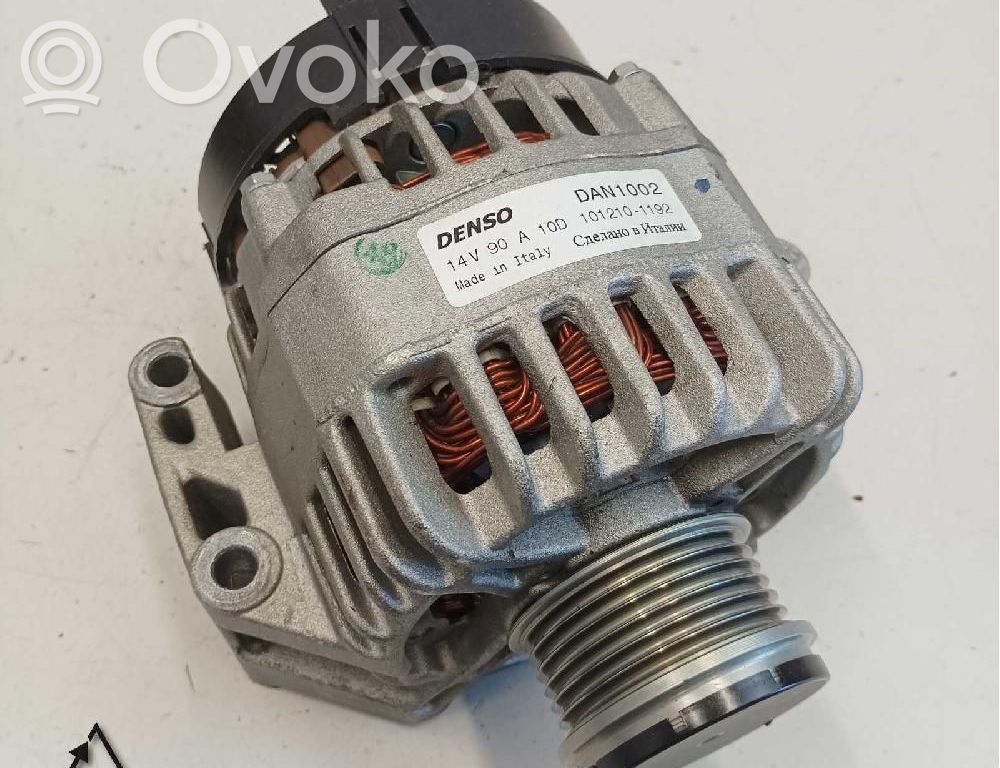 Opel Astra H Alternador 