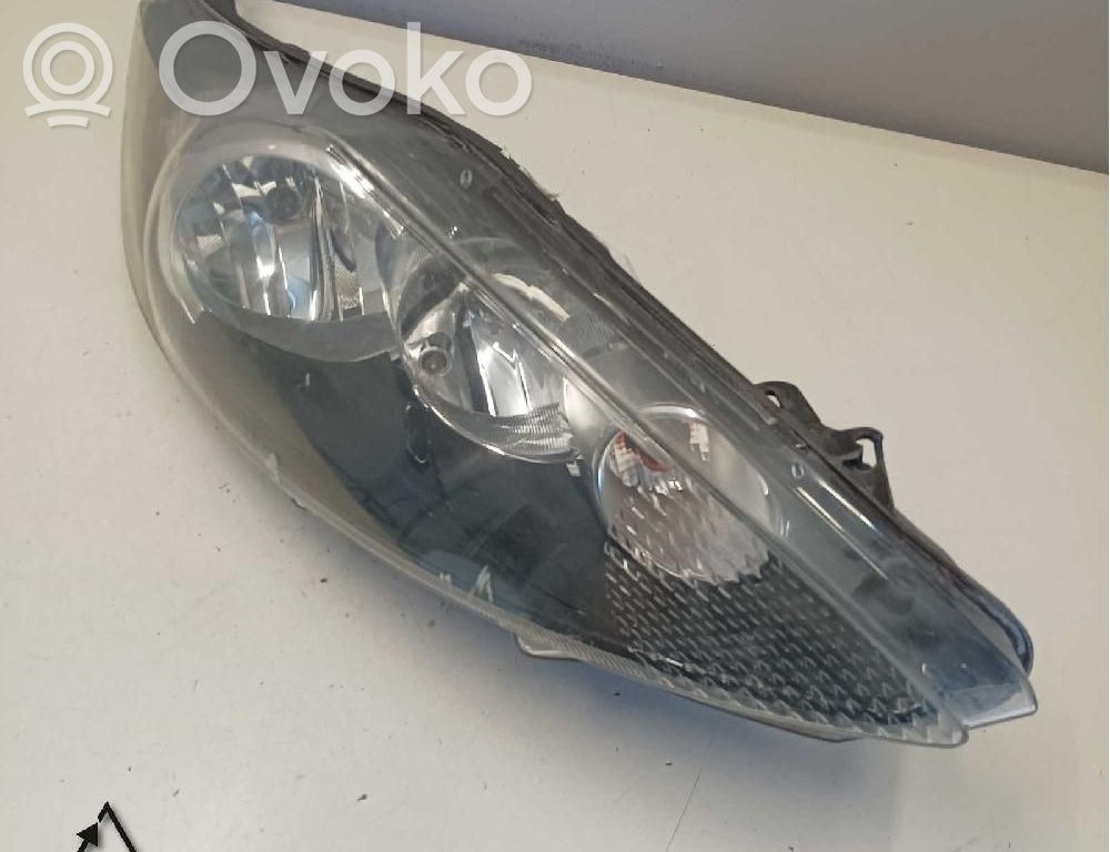 Phare frontale   8A61,1EJ24704502