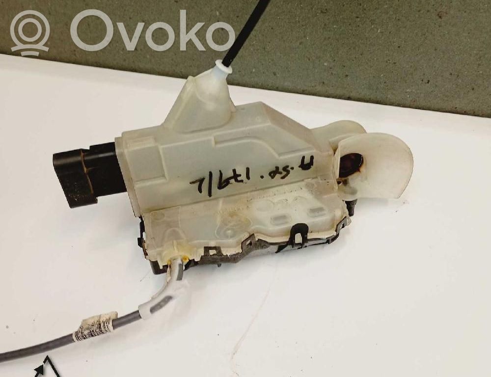 Front door lock   PSA123981,A048069,INTEVA