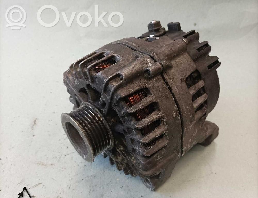 BMW 1 E81 E87 Alternador 