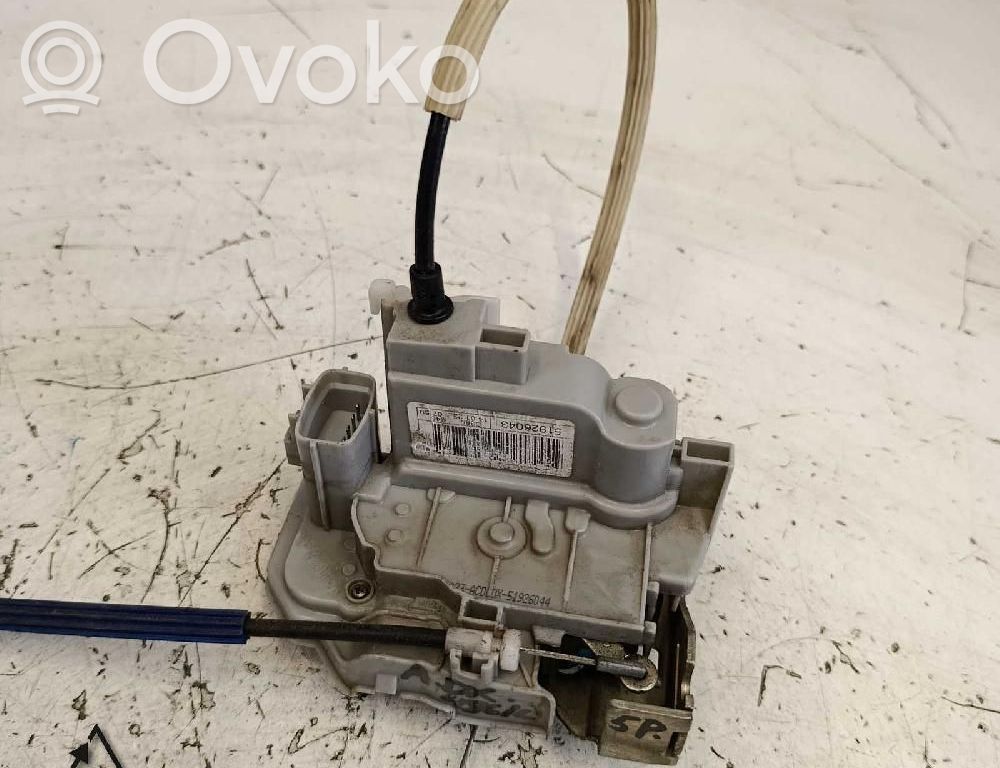 Lancia Ypsilon Front door lock 