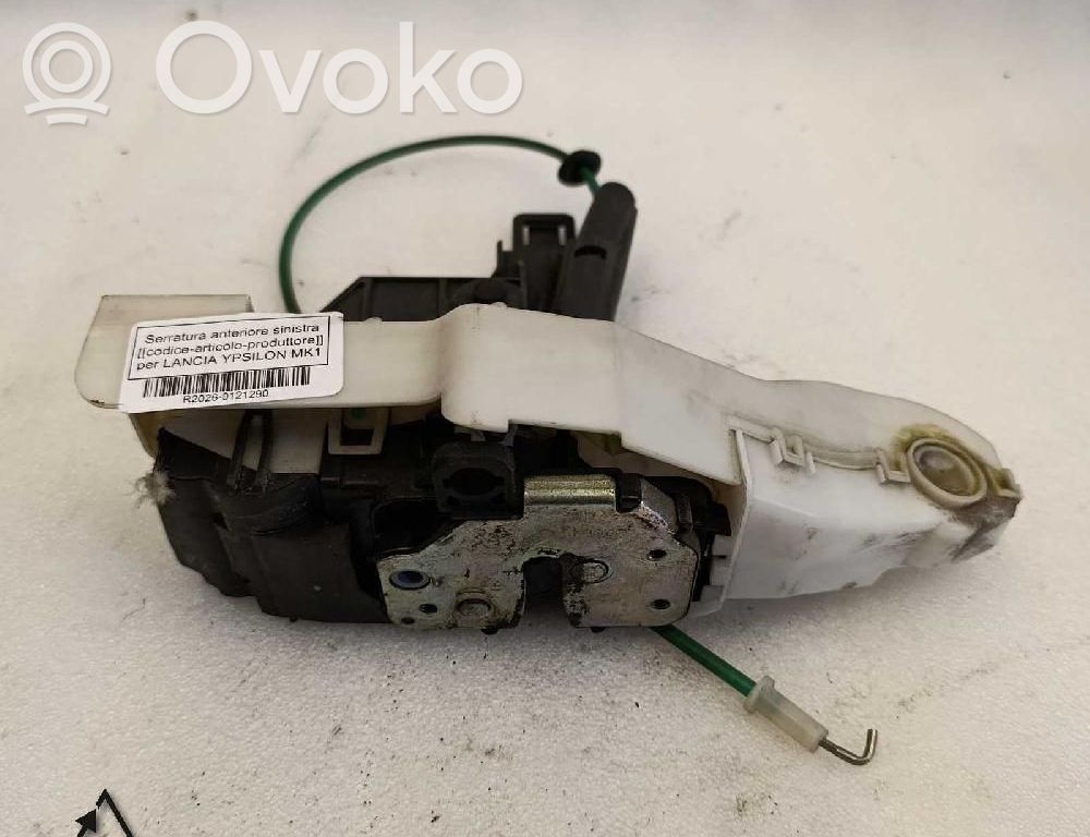 Lancia Ypsilon Front door lock 