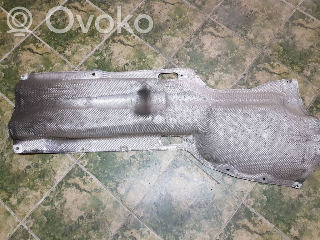 BMW 1 E81 E87 Muu ulkopuolen osa 