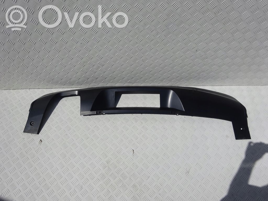 Audi Q2 - Moldura inferior del parachoques trasero 