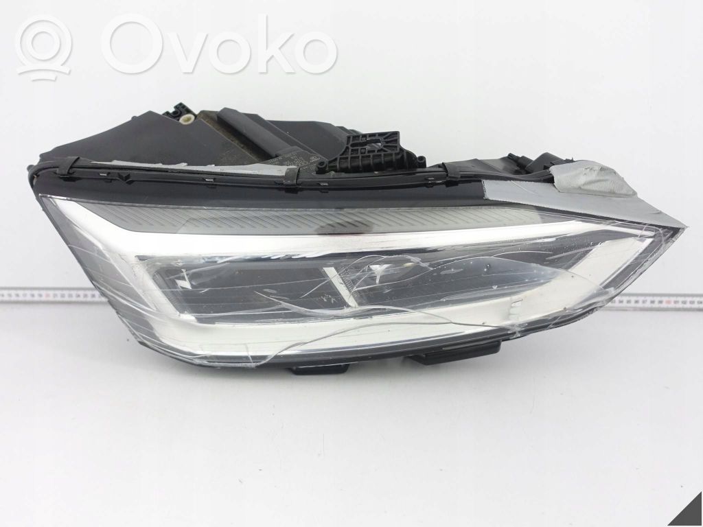 Audi A5 Headlight/headlamp 