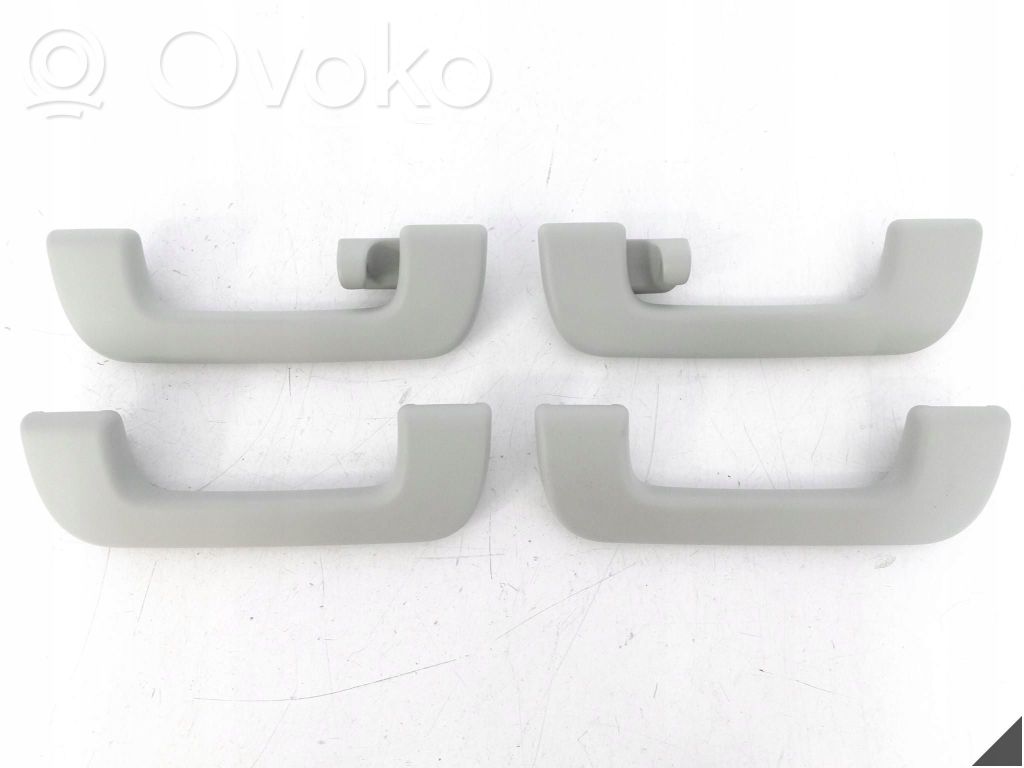 Etukattokahva   8R0857608D,190PS,62684952,8R0857607,8R0857607H,8R0857607J,8R0857608