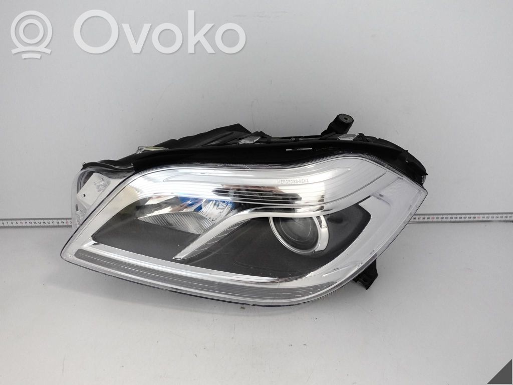 Mercedes-Benz GL X166 Lampa przednia 