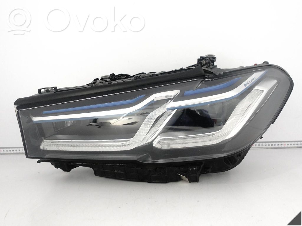 BMW 5 G30 G31 G38 Lampa przednia 