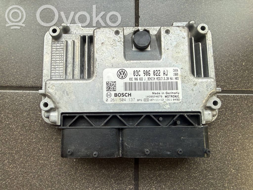 Engine control unit/module ECU   03C906022AJ