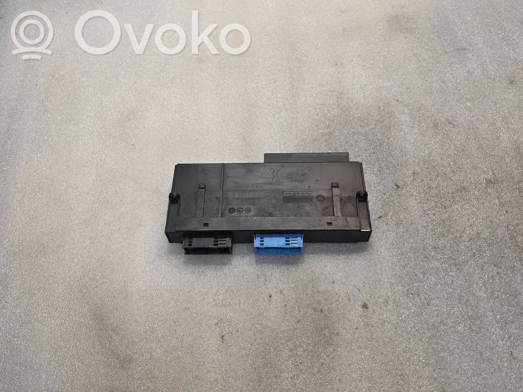 BMW 3 E90 E91 Comfort/convenience module 