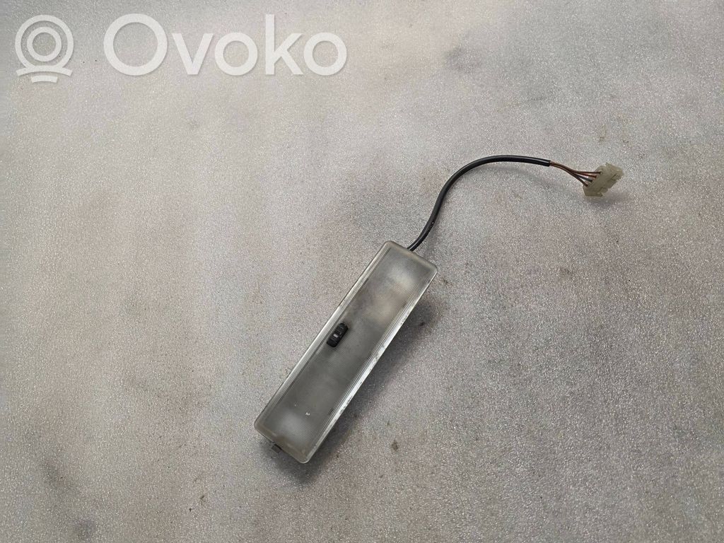 Front seat light   1374112,883812
