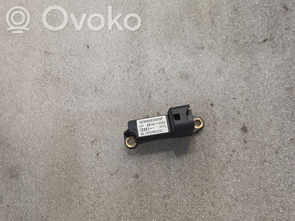 Audi A3 S3 8L Czujnik uderzenia Airbag 