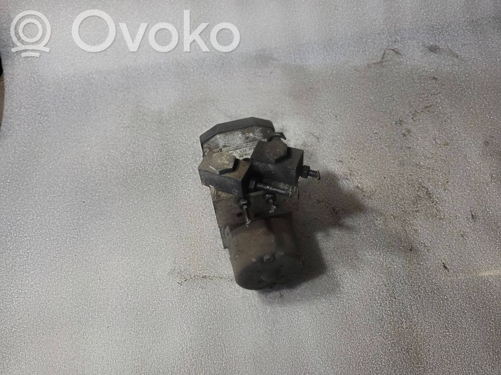 Audi A8 S8 D2 4D ABS bloks 