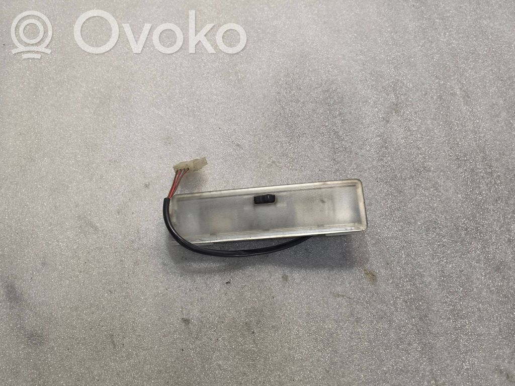 Front seat light   1374112,883812
