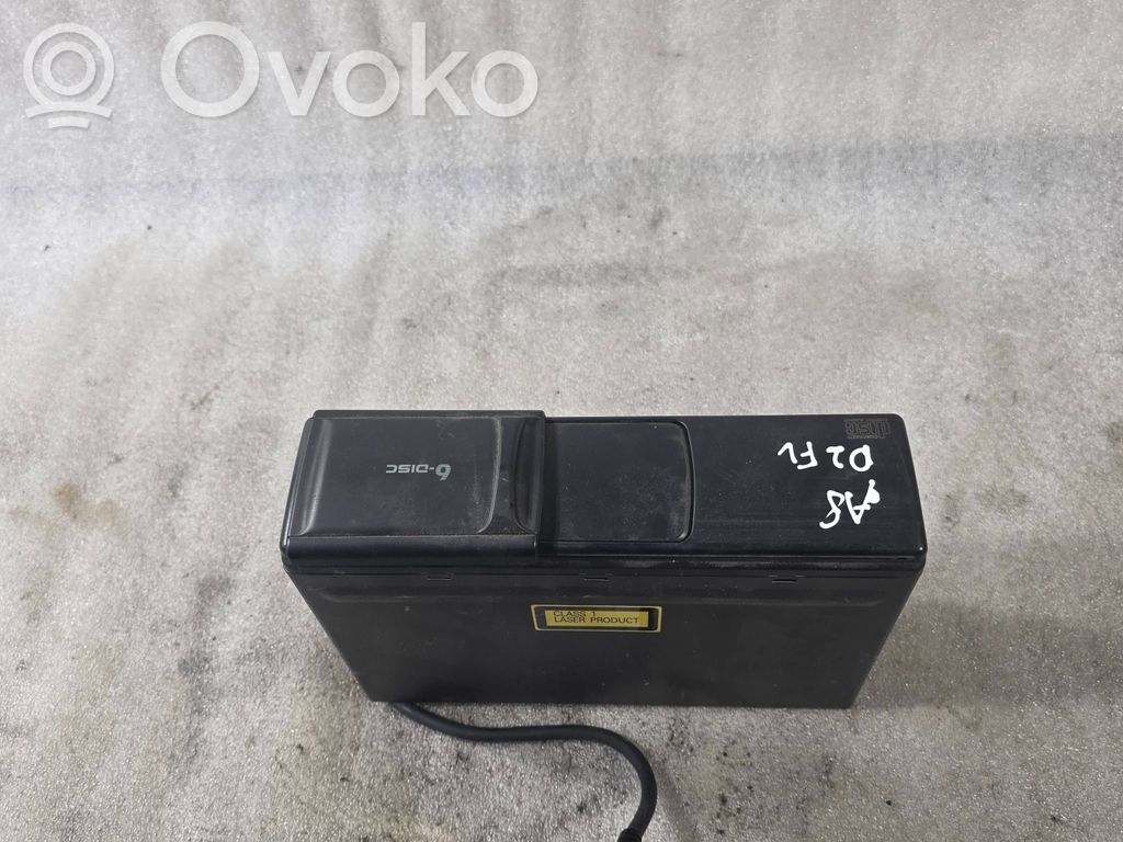 CD/DVD-vaihdin   4B0035111A