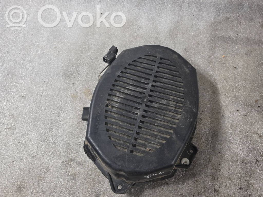 BMW 3 E46 Zemo frekvenču skaļrunis 
