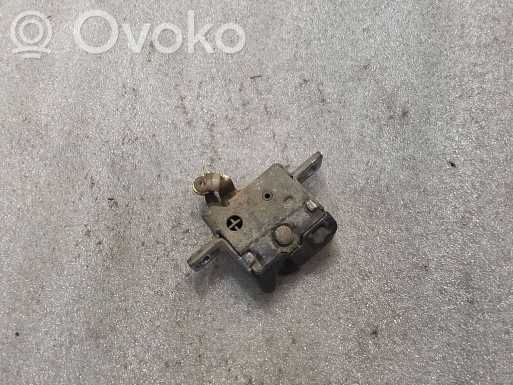 Audi 80 90 S2 B4 Serrure de loquet coffre 
