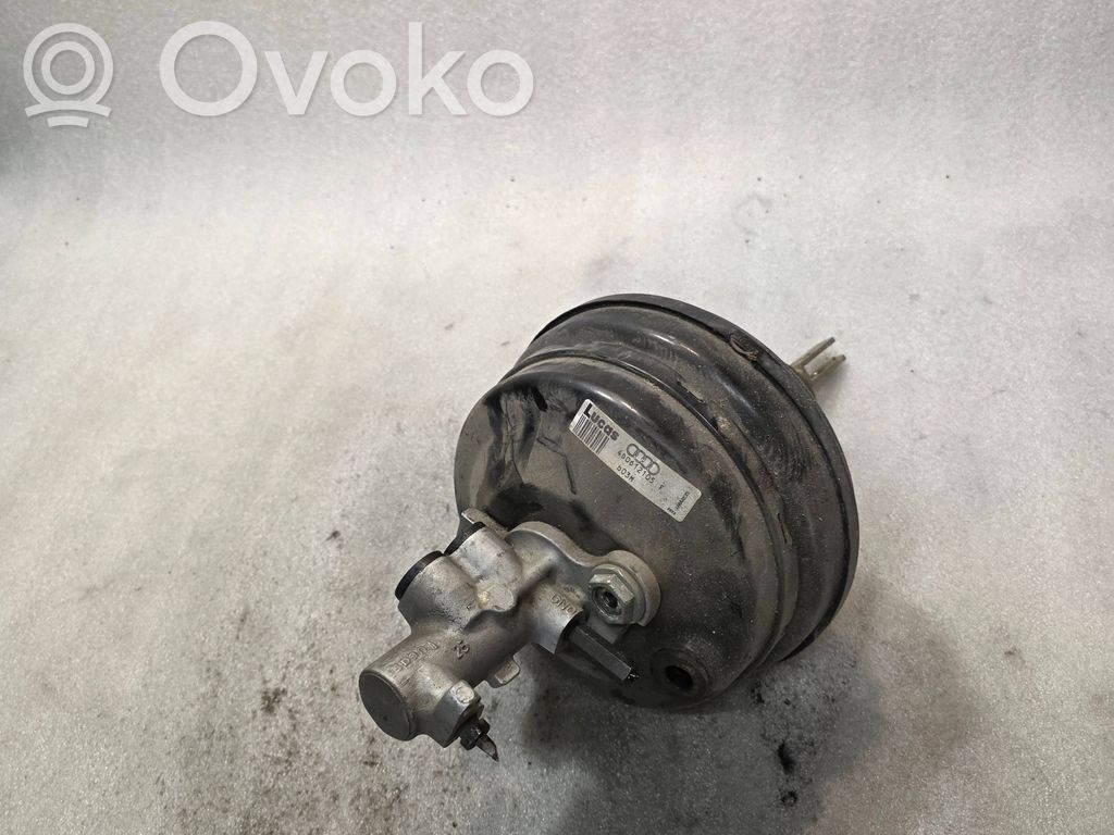 Audi A8 S8 D2 4D Stabdžių vakuumo pūslė 