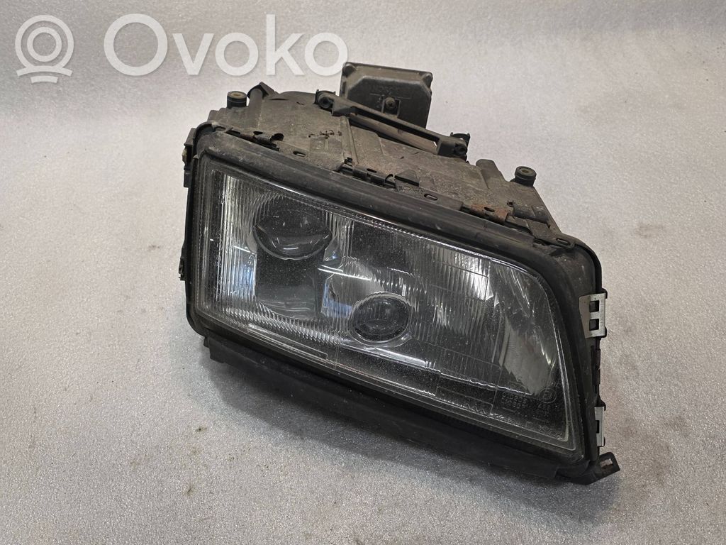 Audi A8 S8 D2 4D Headlight/headlamp 