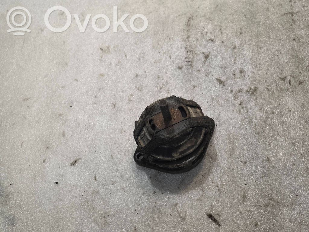 Audi A8 S8 D2 4D Pārnesumkārbas spilvens 