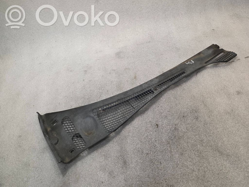BMW 5 E34 Wiper trim 