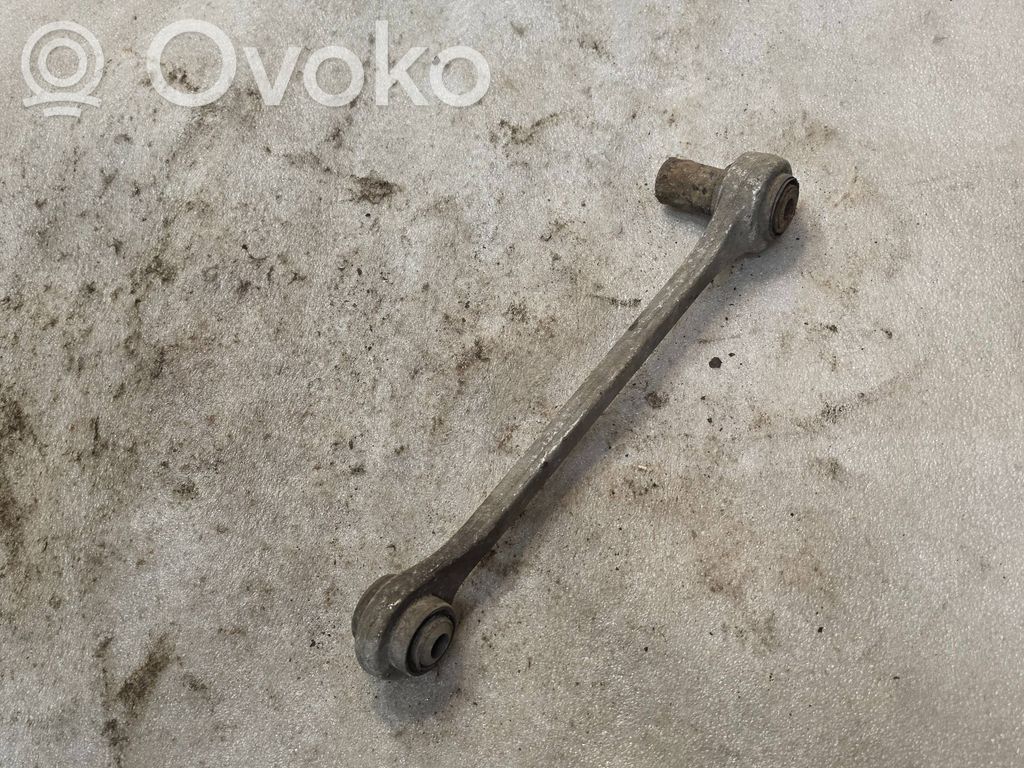 Audi A8 S8 D2 4D Takatukivarsi 