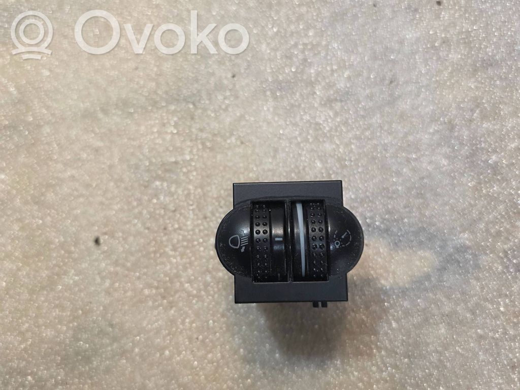Volkswagen PASSAT B5 Interruptor de control de altura del faro delantero 