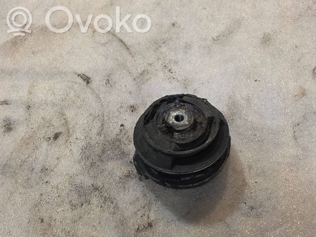 Audi A8 S8 D2 4D Engine mount bracket 